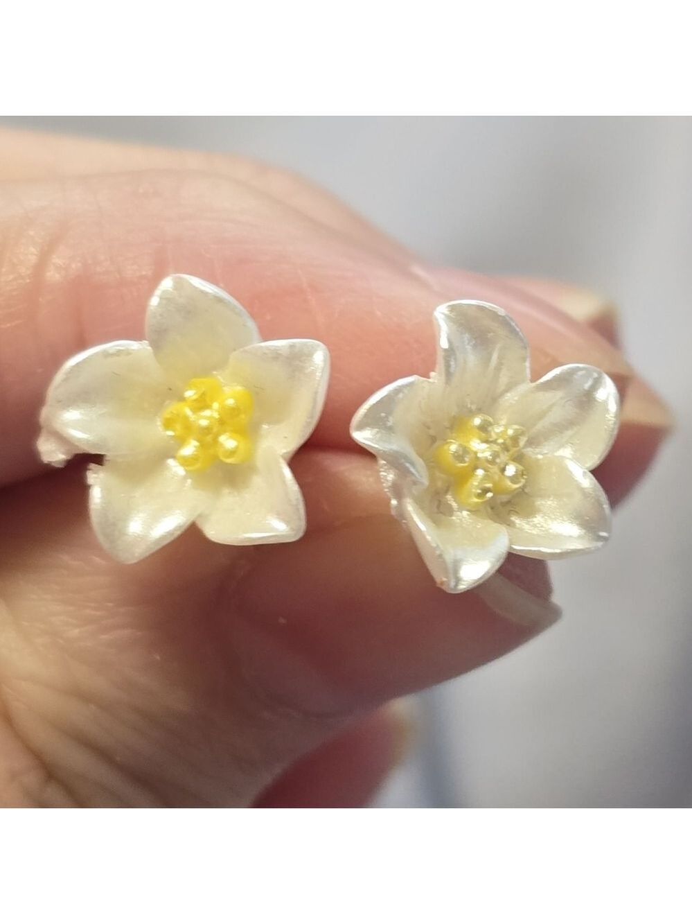 Elegant Floral Silver and Yellow Earrings